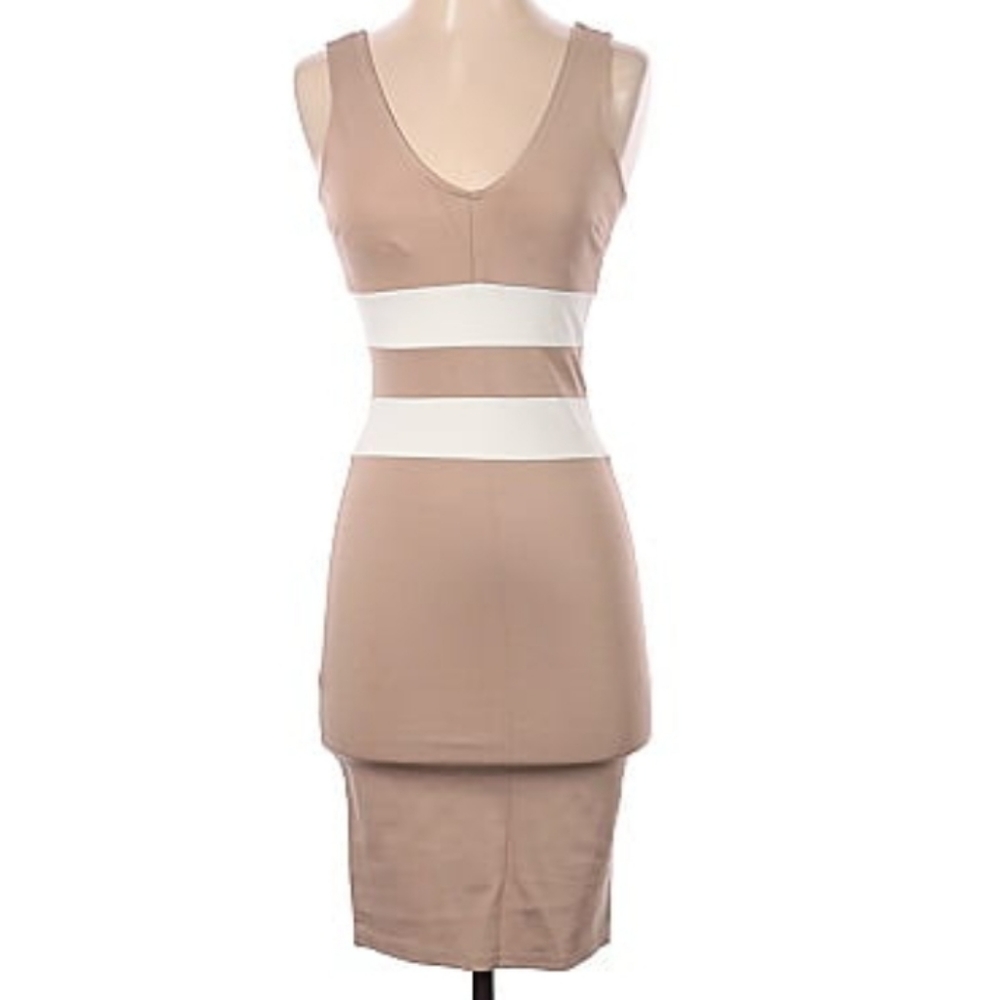 Guess taupe color block dress